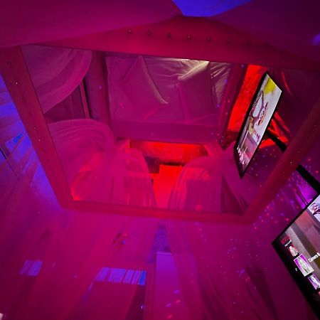 Anadi Hotel Boutique Only Adult ブラショフ エクステリア 写真