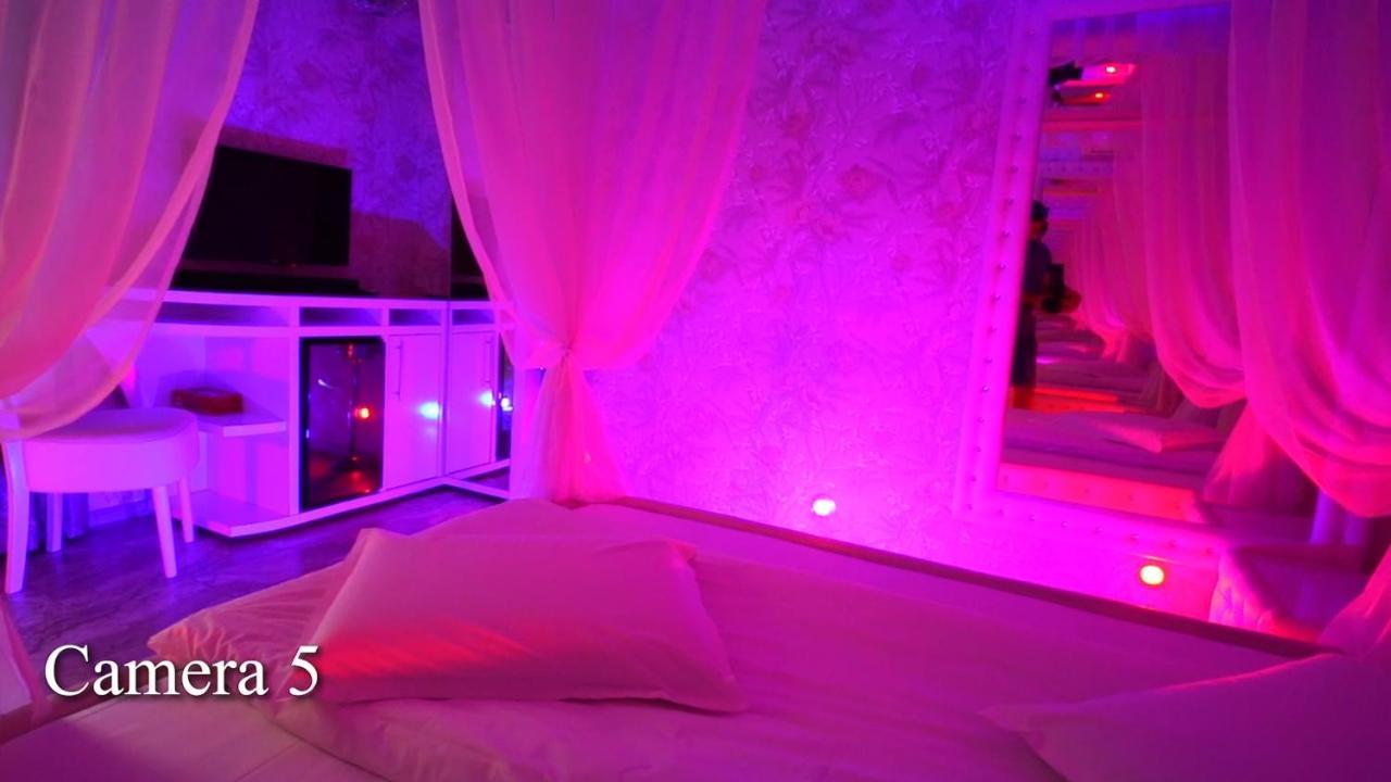 Anadi Hotel Boutique Only Adult ブラショフ エクステリア 写真