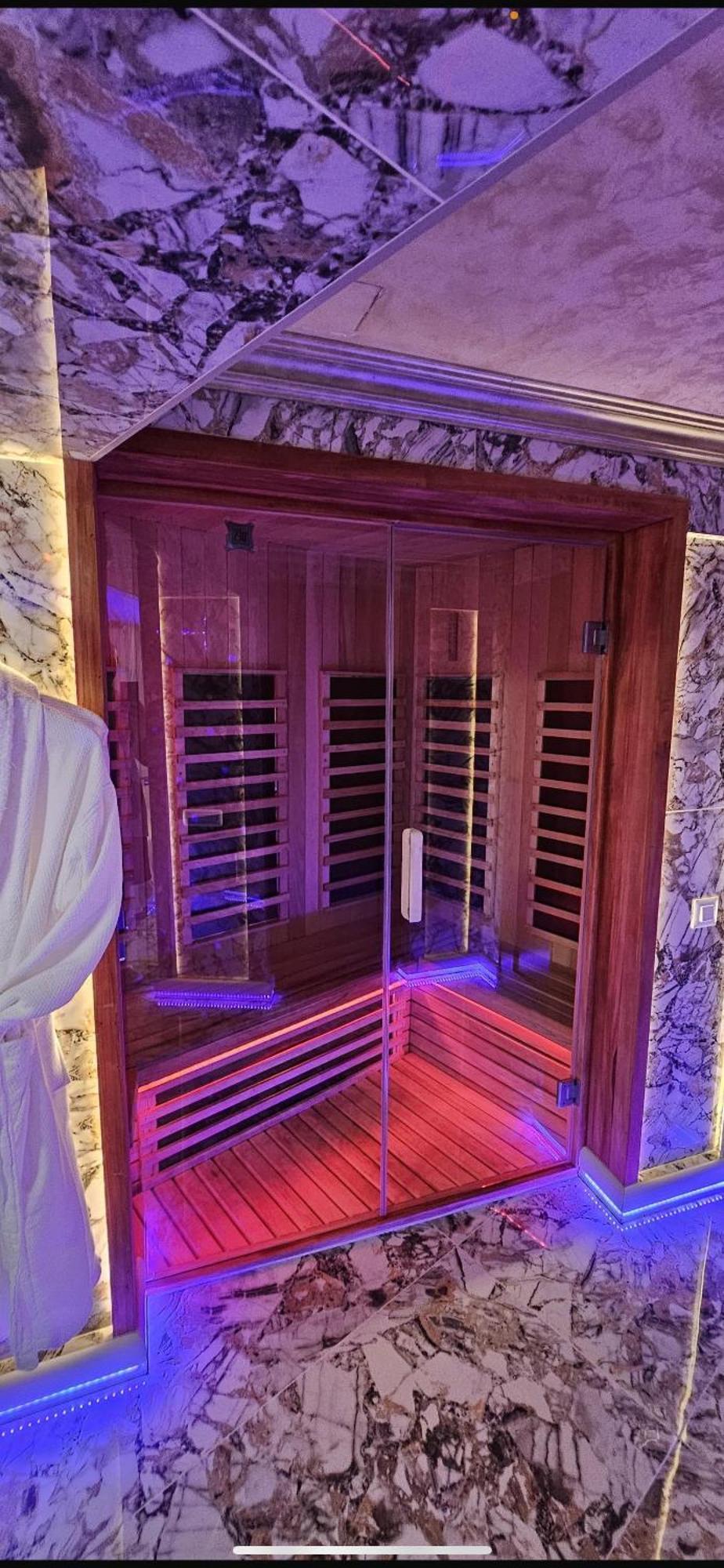 Anadi Hotel Boutique Only Adult ブラショフ エクステリア 写真